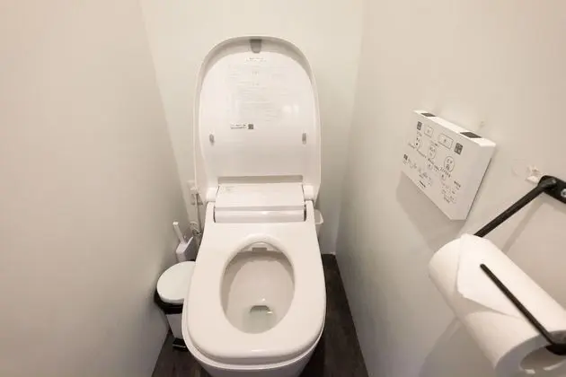 Ortak Ranzalı Oda, Karma Ranzalı Oda, Sigara İçilmez, Ortak Banyo