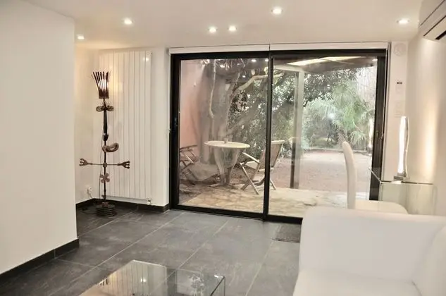 Economy Tek Büyük Yataklı Oda (Tobago)