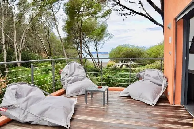 Family Süit (Fakarava)