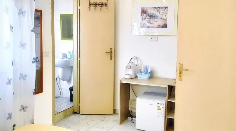 Basic Tek Büyük veya İki Ayrı Yataklı Oda