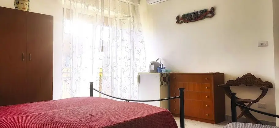 Basic Üç Kişilik Oda