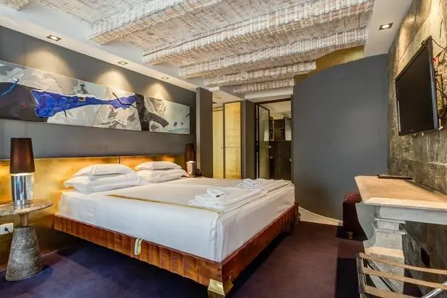 King Suite with Balcony