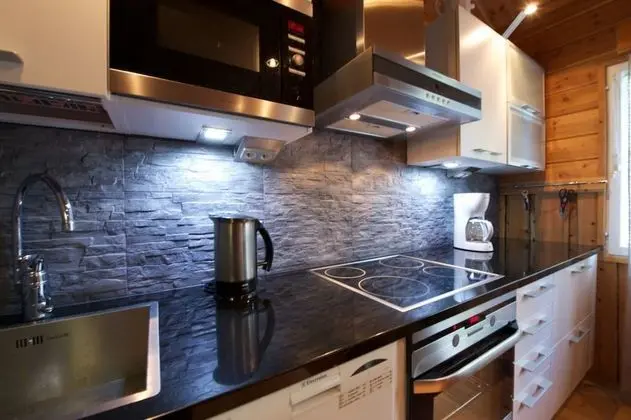 Apart Daire, 1 Yatak Odası, Sauna, Avlu Manzaralı