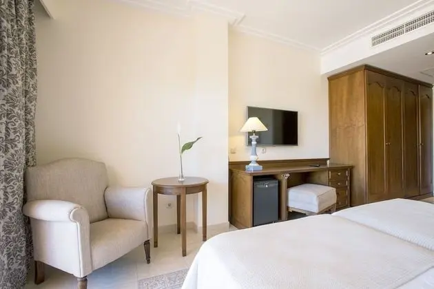 Üç Kişilik Oda (2 Adults + 1 Child)