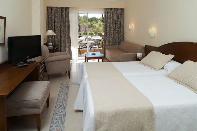 Üç Kişilik Oda (2 Adults + 1 Child)