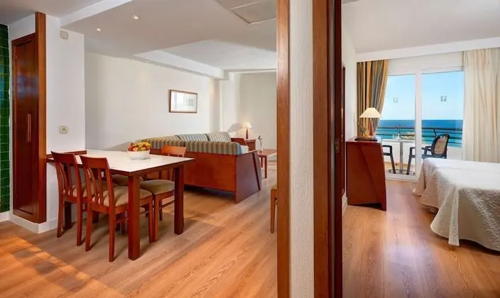 Standard Apart Daire, 1 Yatak Odası, Balkon, Havuz Manzaralı (2 adults + 1 children)