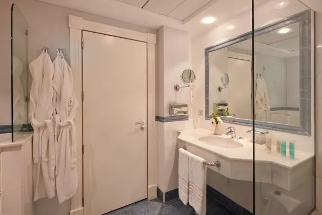 Tek Büyük Yataklı Oda, Deniz Manzaralı (3 adults)