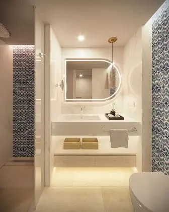Habitación doble vista mar lateral y vista piscina, balcón