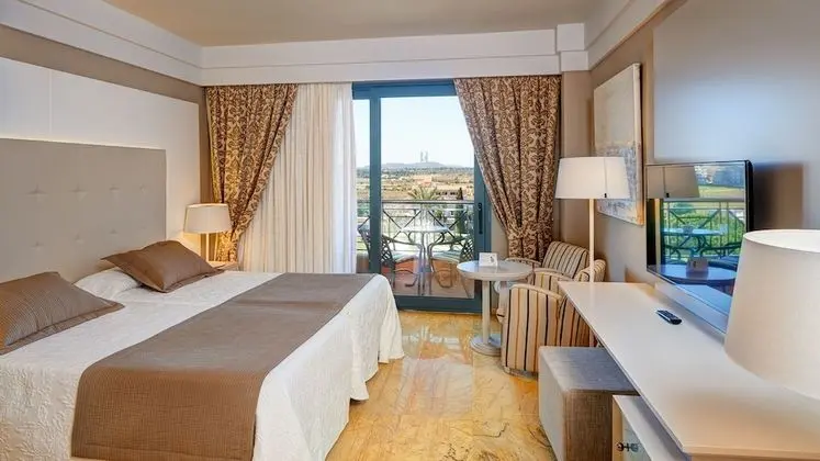 Tek Büyük Yataklı Oda, Balkon