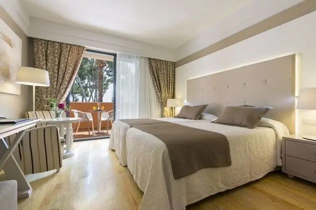 Tek Büyük Yataklı Oda, Balkon