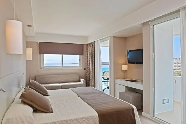 Junior Tek Büyük Yataklı Oda, Balkon, Deniz Manzaralı