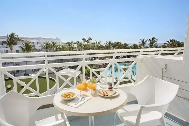 Büyük Yataklı Tek Kişilik Oda, Balkon