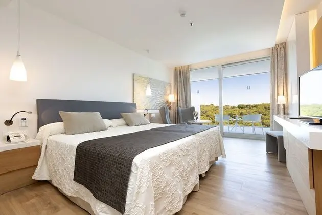 Tek Büyük Yataklı Oda, Balkon