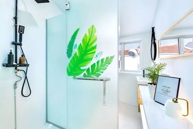 Comfort Tek Büyük Yataklı Oda, 1 Büyük (Queen) Boy Yatak, Sigara İçilmez, Ortak Banyo
