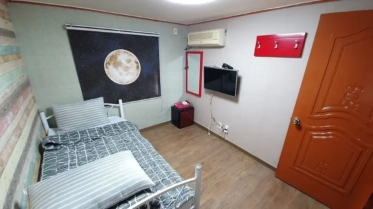 Deluxe Single Room