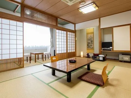 Traditional Oda (Japanese Style, For 6 Guests)
