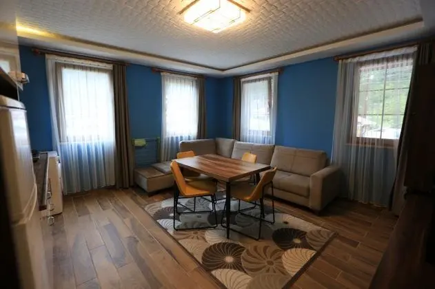 Daire, Doğa Manzaralı, Balkonlu