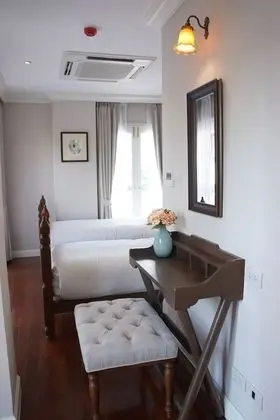 Hiranyakul Suite (2-Bedroom Suite River View)