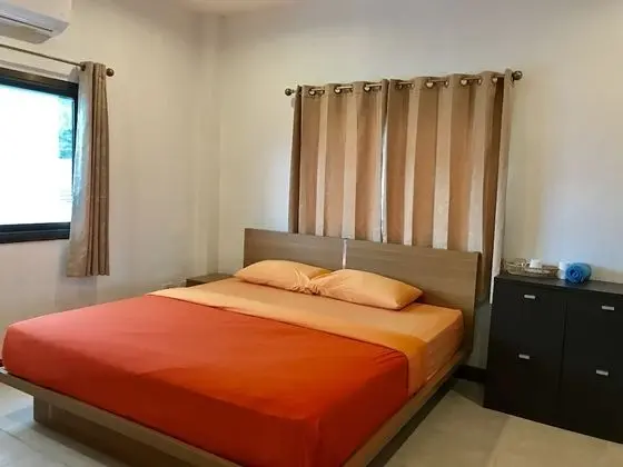 Superior Tek Büyük Yataklı Oda, 1 Çift Kişilik Yatak, Özel Banyo, Bahçe Manzaralı (Shared bathroom)