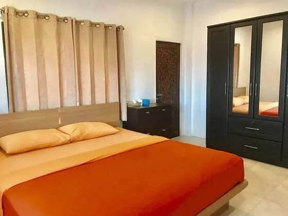Superior Tek Büyük Yataklı Oda, 1 Çift Kişilik Yatak, Özel Banyo, Bahçe Manzaralı (Shared bathroom)