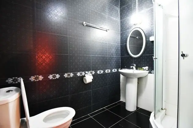 Standard Tek Büyük Yataklı Oda