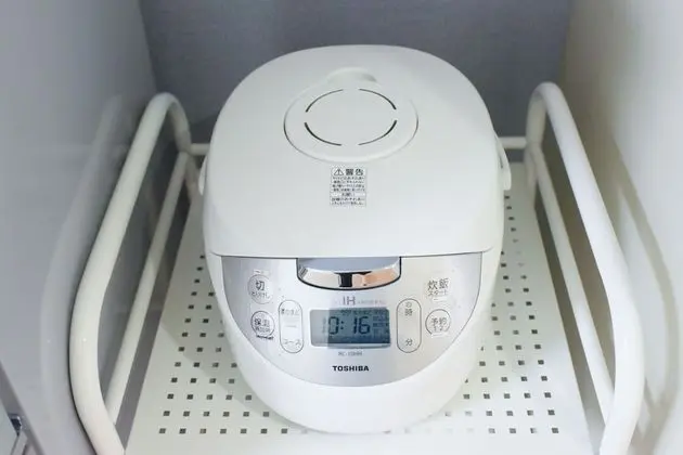 Standard Oda (203)