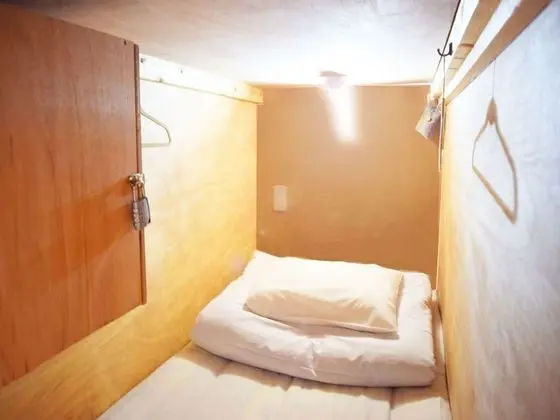 Ortak Ranzalı Oda, Sadece kadınlar için