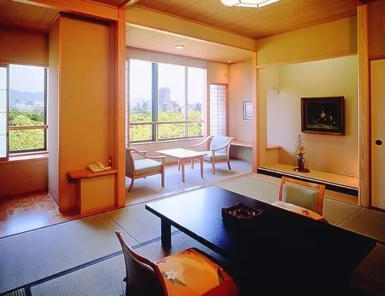 Traditional Oda (Japanese Style, Atomic Bomb Dome View)
