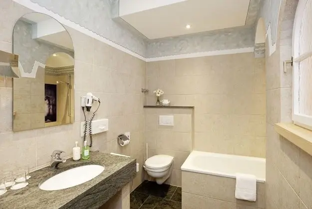 Quad Room