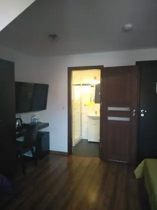 Economy Üç Kişilik Oda, 3 Tek Kişilik Yatak, Sigara İçilmez