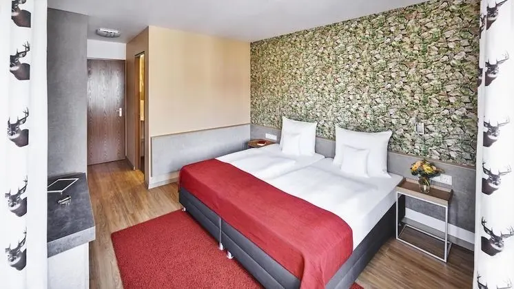 Comfort Tek Büyük Yataklı Oda