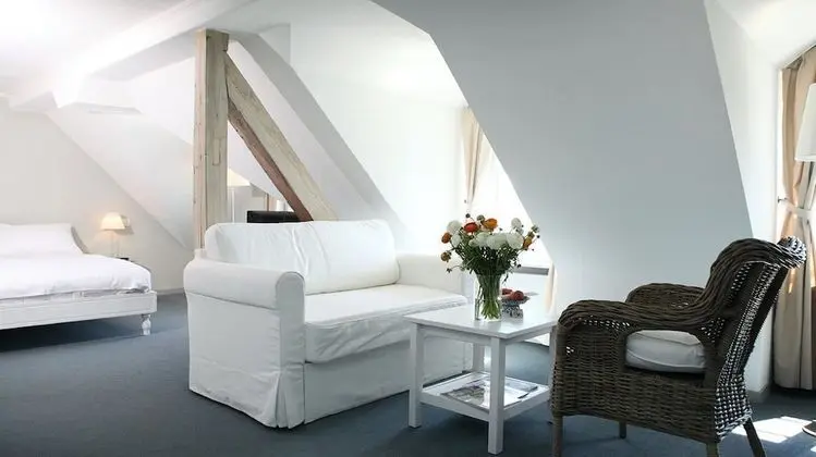 Junior Süit, 1 En Büyük (King) Boy Yatak