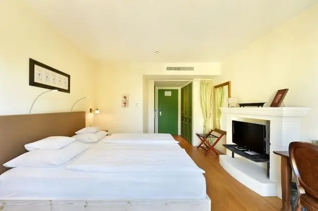 Comfort Büyük Yataklı Tek Kişilik Oda