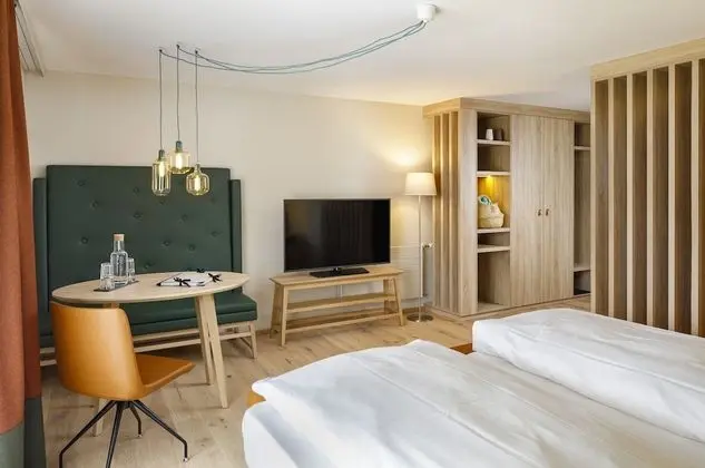 Deluxe Tek Büyük Yataklı Oda, Dağ Manzaralı