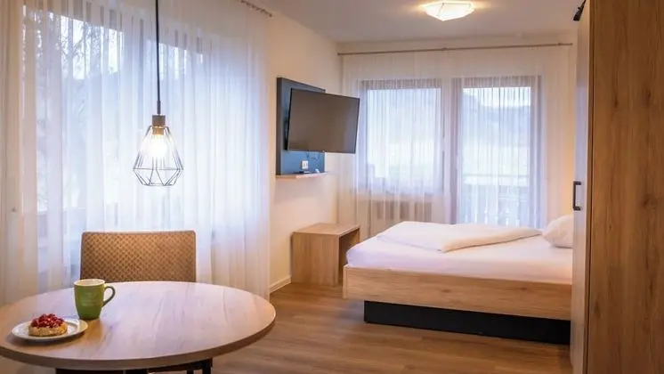 Comfort Tek Büyük Yataklı Oda