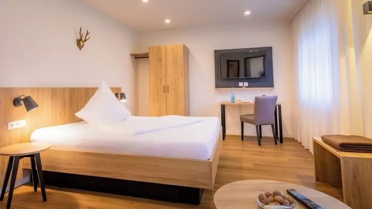 Comfort Tek Büyük Yataklı Oda