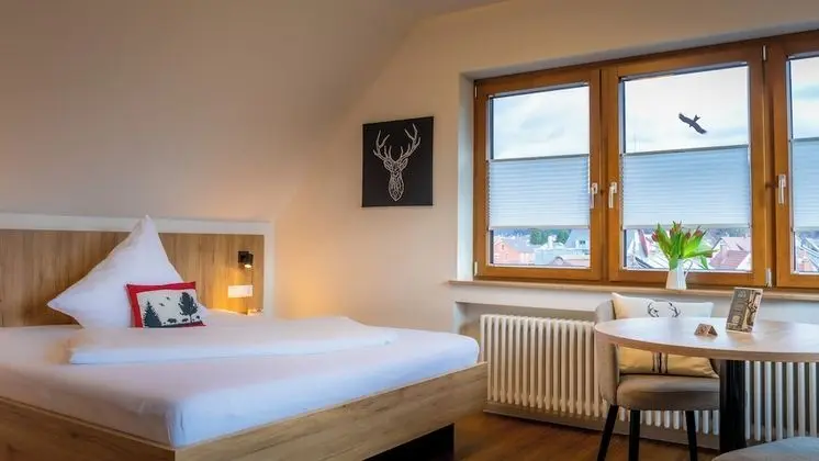 Comfort Tek Büyük Yataklı Oda