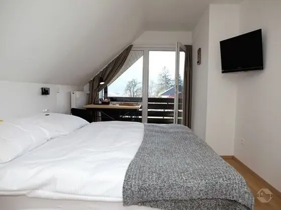 Standard Tek Büyük Yataklı Oda