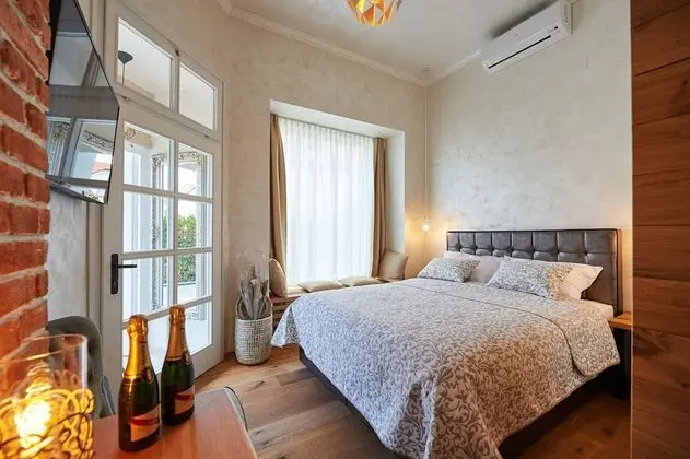 Üç Kişilik Oda, Balkon
