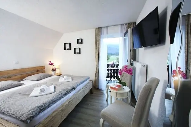 Tek Büyük Yataklı Oda, Balkon