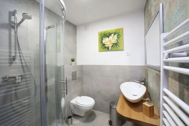 Tek Büyük Yataklı Oda, Balkon