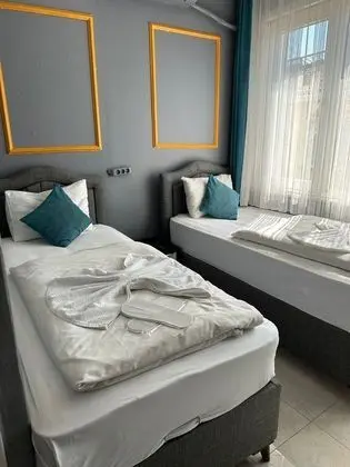 2 KİŞİLİK AİLE ODASI