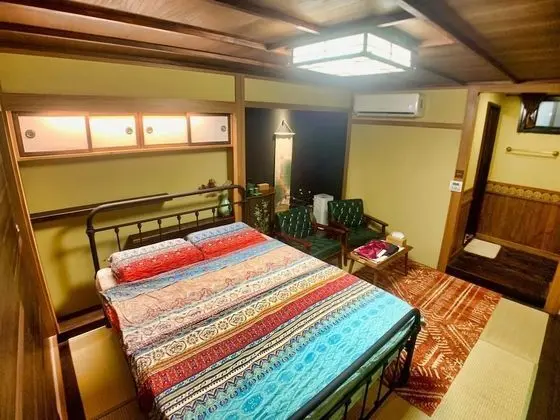 Traditional Tek Büyük veya İki Ayrı Yataklı Oda, 1 Yatak Odası