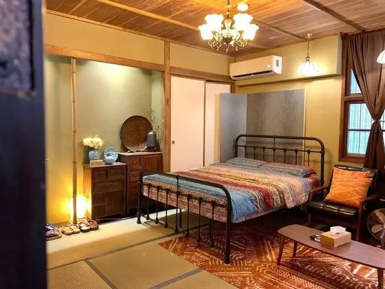 Traditional Tek Büyük veya İki Ayrı Yataklı Oda, 1 Yatak Odası