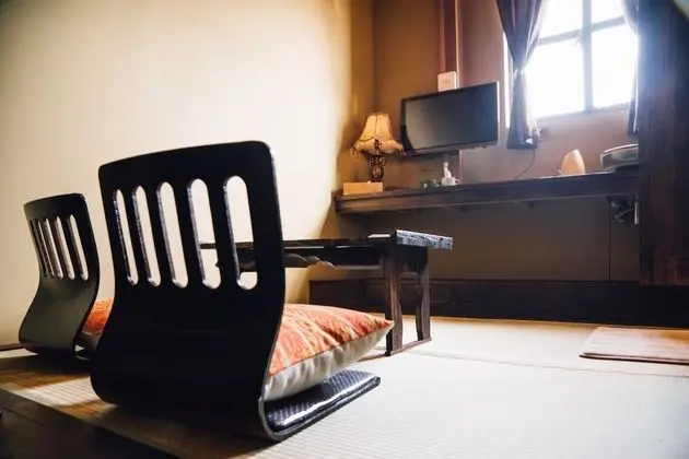 Traditional Tek Büyük veya İki Ayrı Yataklı Oda, 1 Yatak Odası