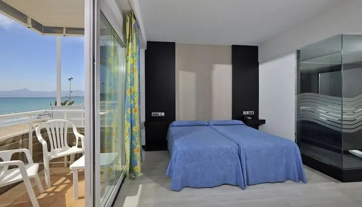 İki Ayrı Yataklı Oda, Balkon, Deniz Manzaralı