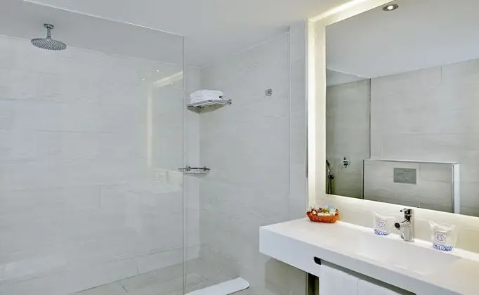 Superior Tek Büyük Yataklı Oda, Balkon