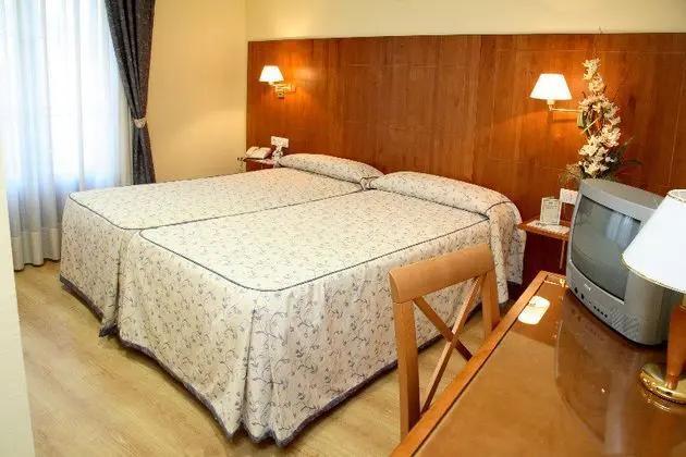 Çift ​​kişilik Standard