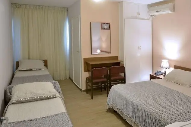 Dört Kişilik Oda