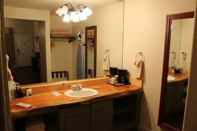 Superior Room, 2 Queen Beds, Ground Floor (Pet Friendly with Pet Fee)